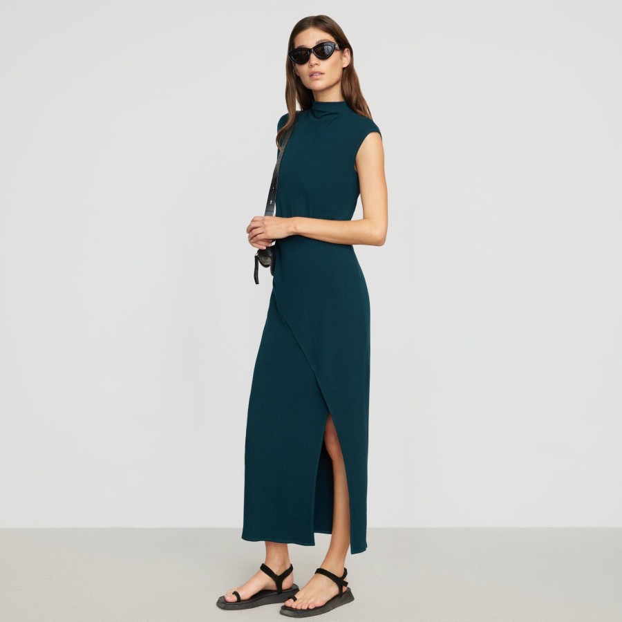 Clothing No Less Than | Yimei Mock-Neck Side-Slit Dress