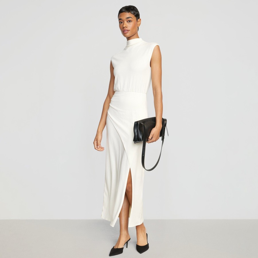 Clothing No Less Than | Yimei Mock-Neck Side-Slit Dress