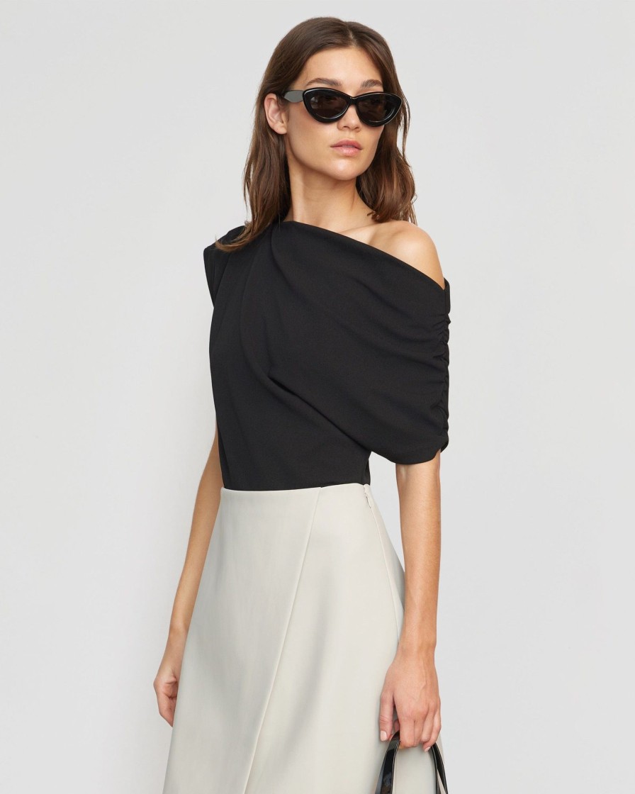 Clothing Hua Jia | Quinn Off-Shoulder Top